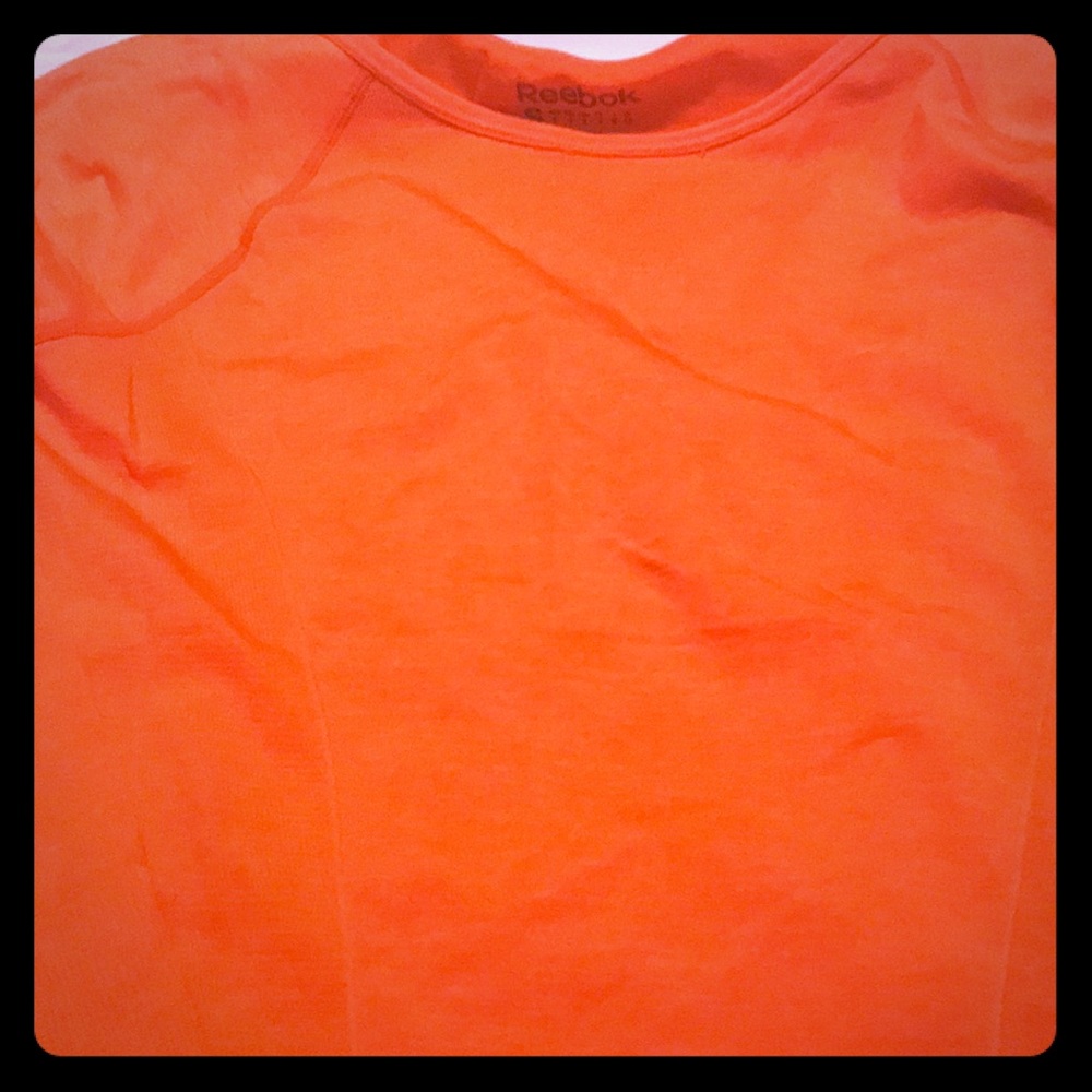 Reebok small shirt
